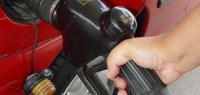 О новом скачке цен на бензин предупреждают эксперты 