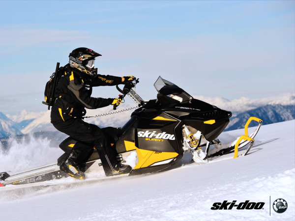 Ski-doo Summit SP146 600 E-TEC фото
